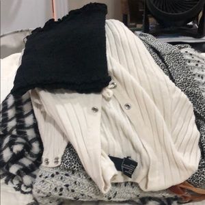 Hey guys! Accepting offers !